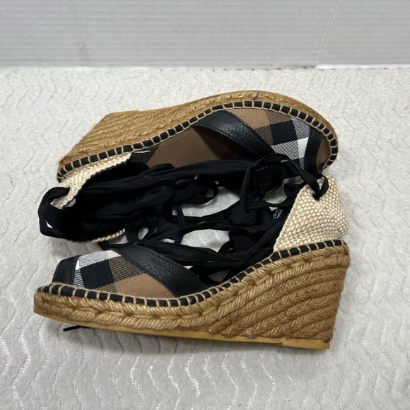Burberry Women’s Size 37 US 6.5 Ankle Wrap Espadrilles Wedge Open Toe EUC - Picture 12 of 13